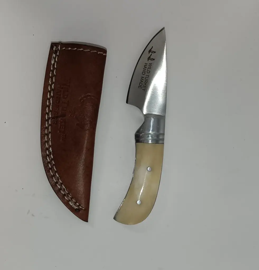 Wt-4024B (Wild Turkey Handmade Collection Fix Blade Skinner 6")